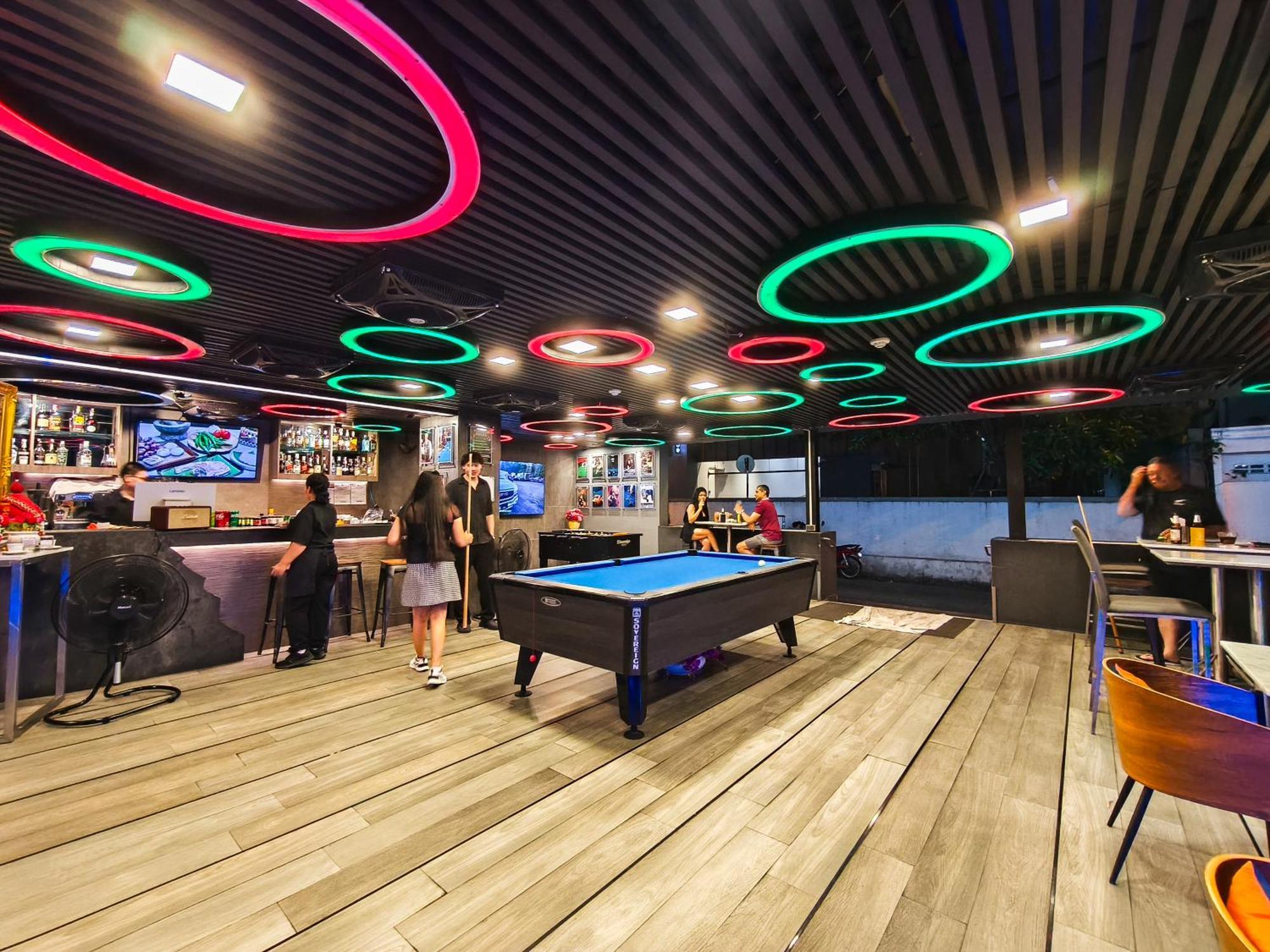 Citrus Suites Sukhumvit 6 By Compass Hospitality Bangkok Kültér fotó